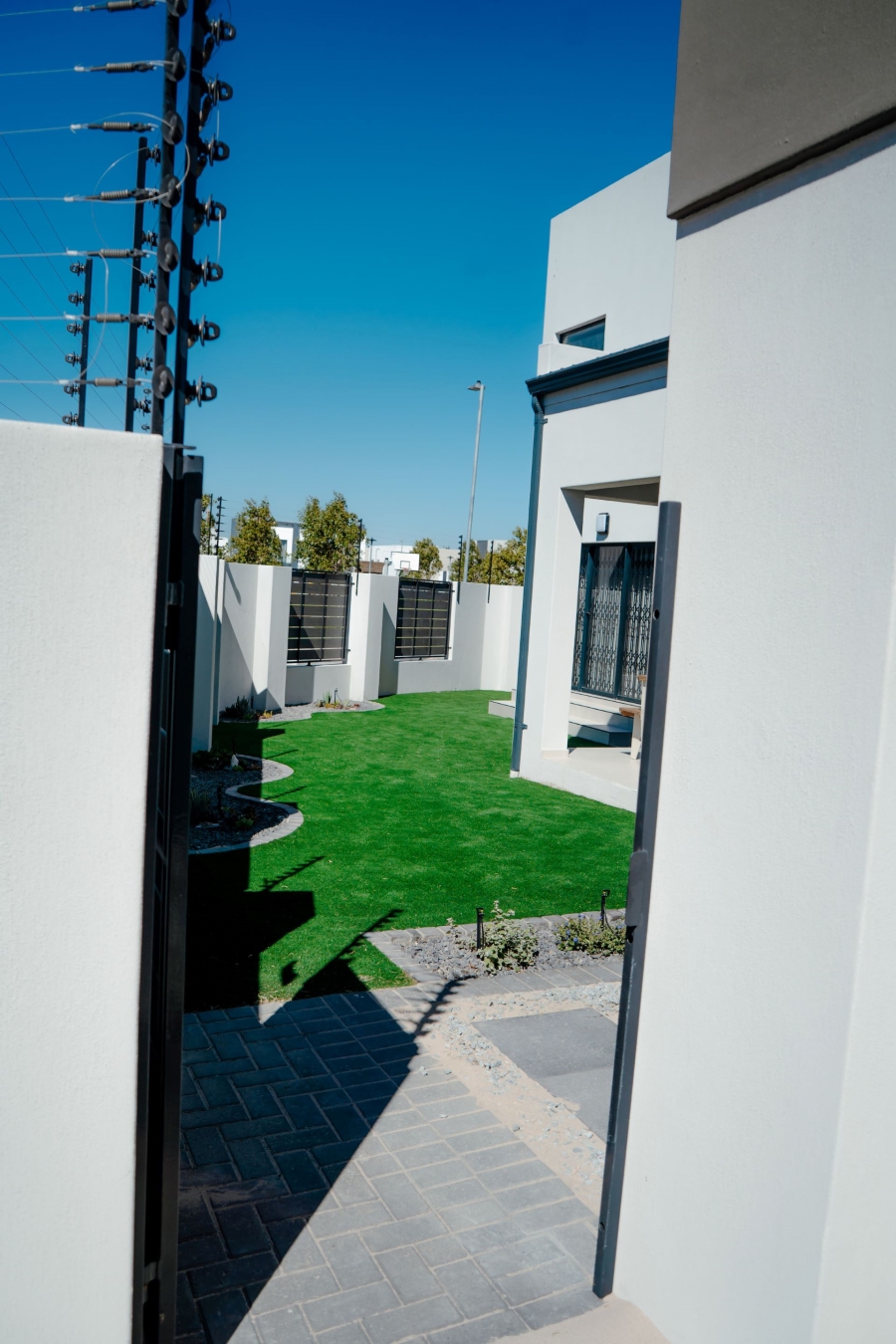 To Let 4 Bedroom Property for Rent in Sandown Western Cape